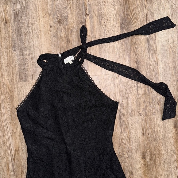 NY&CO - Just Me • Lace Halter Neck Wide Leg Jumpsuit - Picture 13 of 16